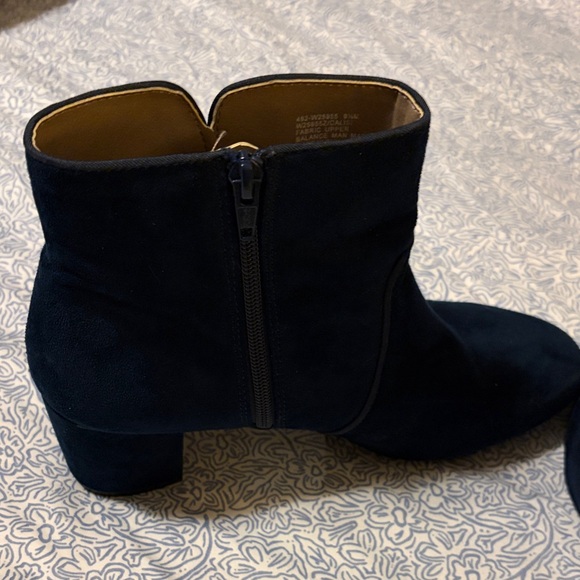 White Mountain Navy Ankle Boots - Picture 6 of 10